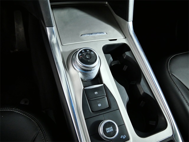 2023 Ford Explorer XLT photo 18
