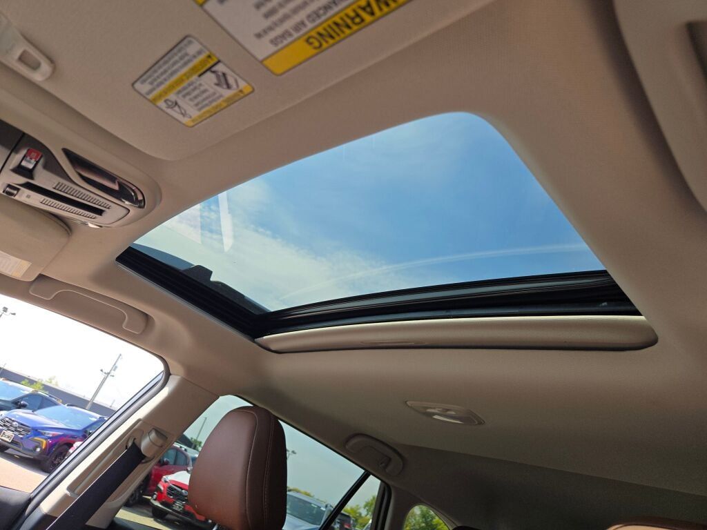 2023 Subaru Outback Touring photo 23