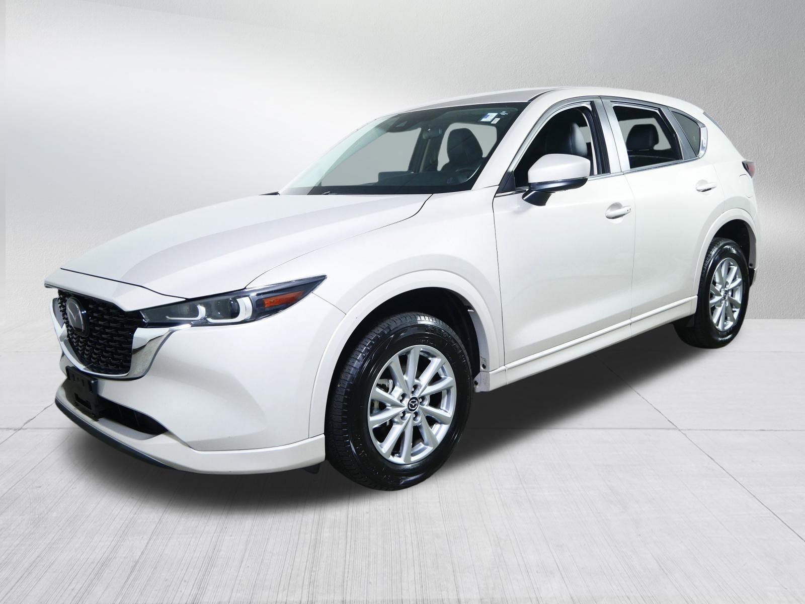 2024 Mazda CX-5 2.5 Select photo 3