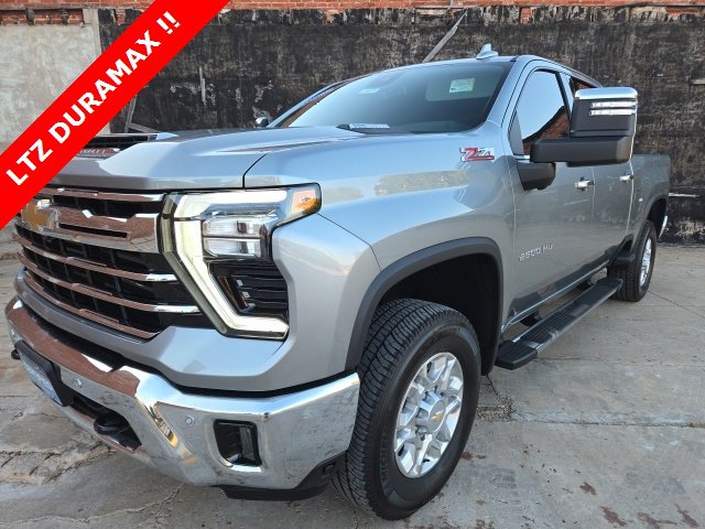 2025 Chevrolet Silverado 2500HD LTZ's photo