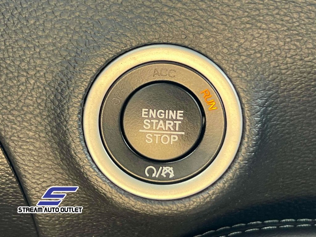 2023 Dodge Challenger GT photo 20