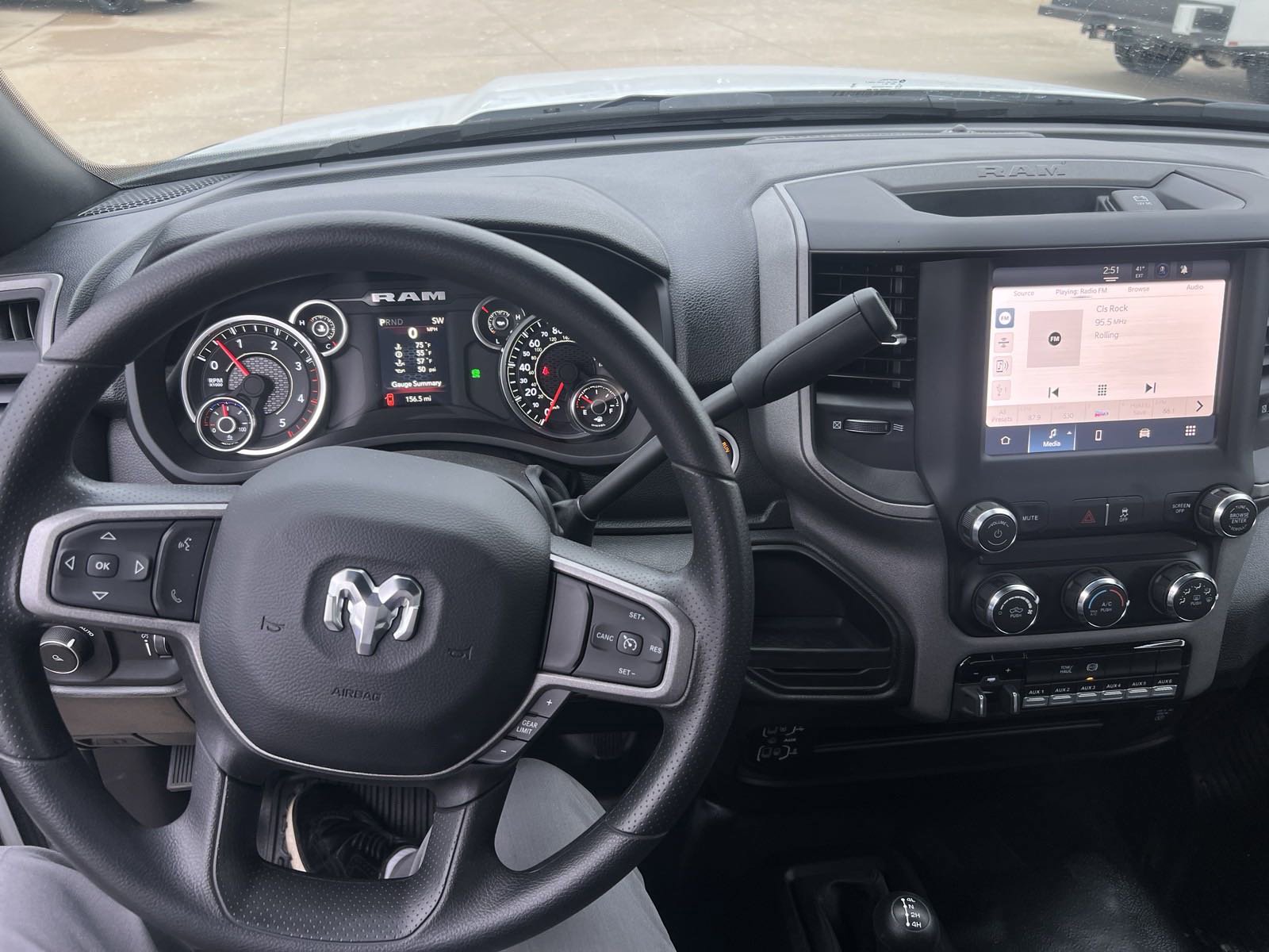 2024 Ram 3500 Tradesman photo 3