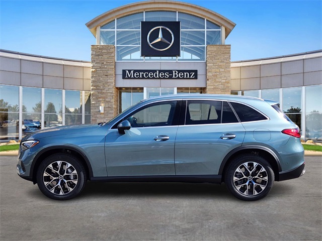 2026 Mercedes Benz GLC 350e 4MATIC photo 2