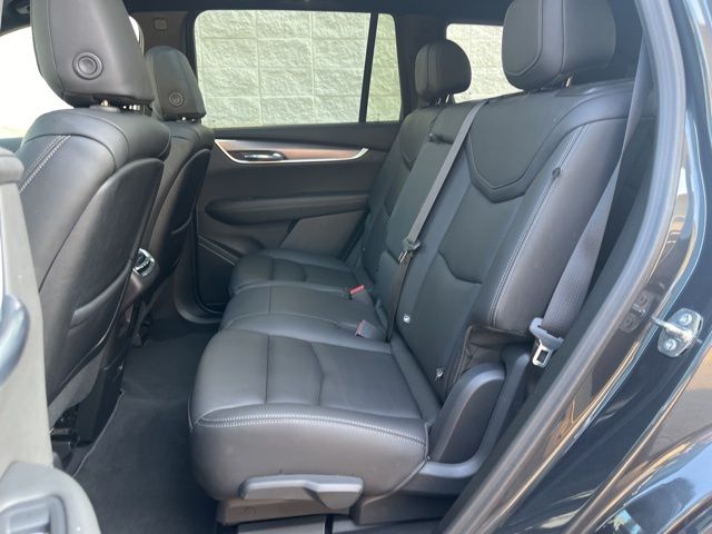 2022 Cadillac XT6 Luxury photo 8