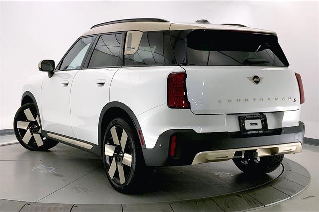 2025 Mini Countryman S ALL4 Iconic photo 2
