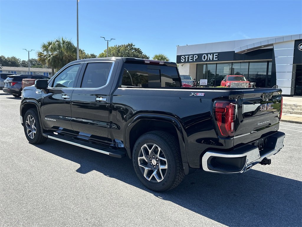 2026 Gmc Sierra 1500 SLT photo 4