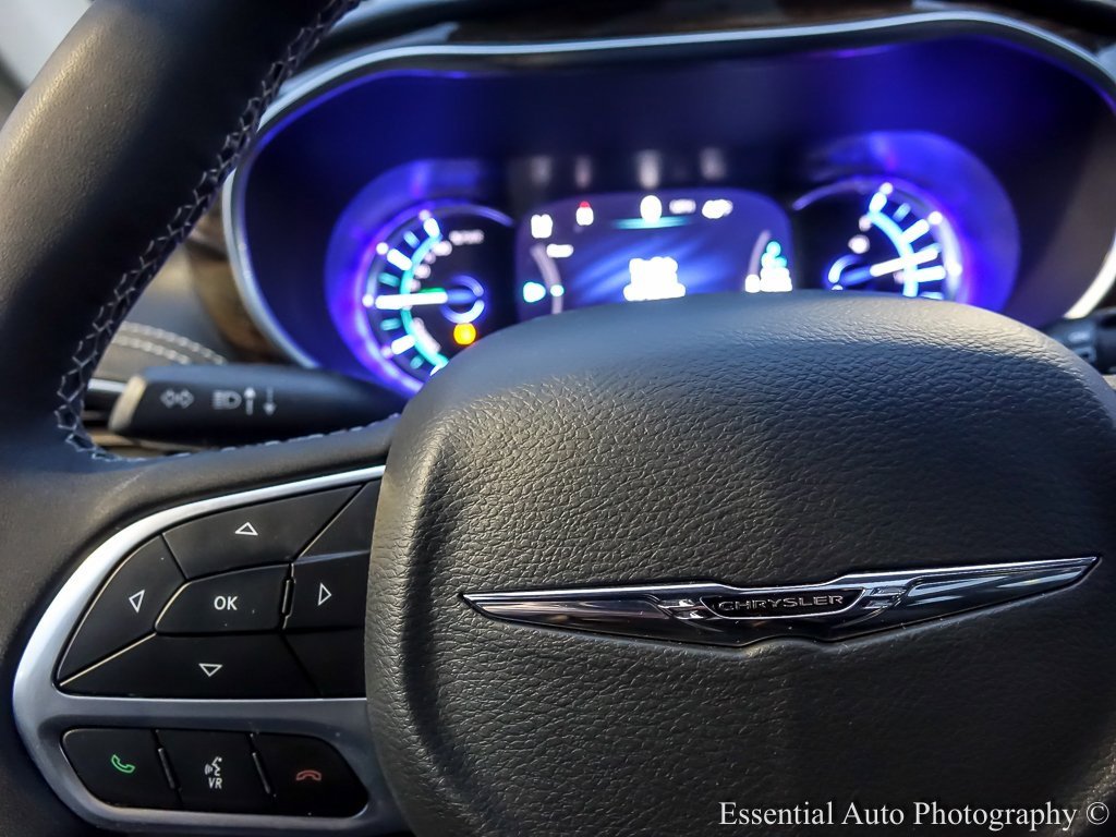 2022 CHRYSLER PACIFICA - Image 21