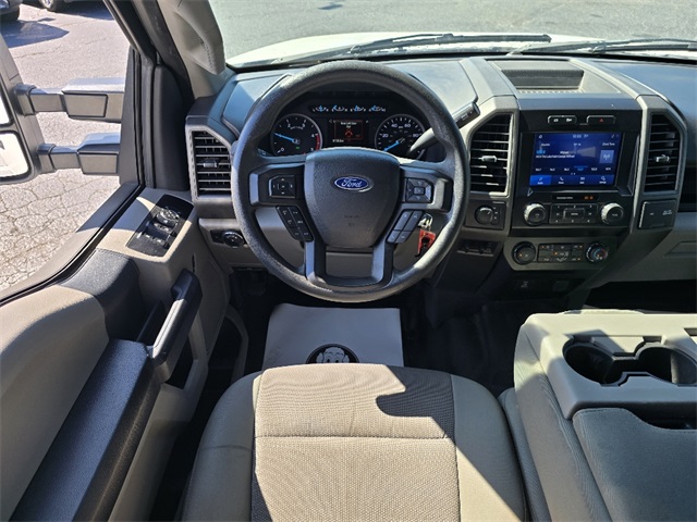 2022 Ford F-450 XL photo 3