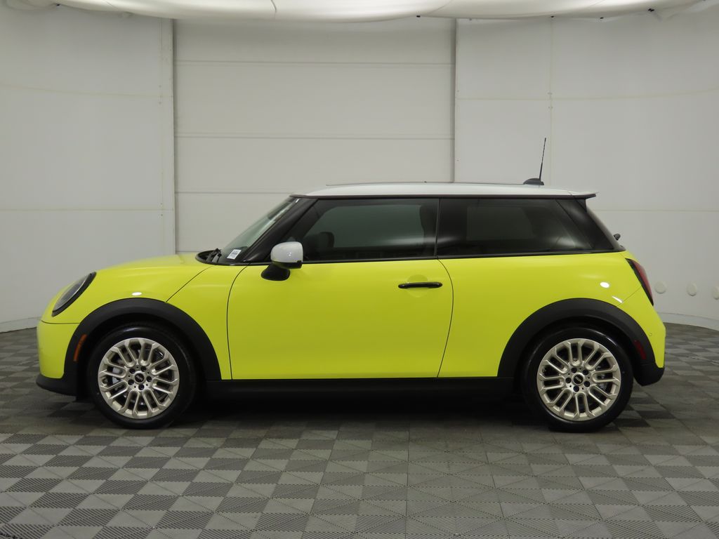 2026 Mini Cooper Hardtop S 2 Door Iconic photo 8