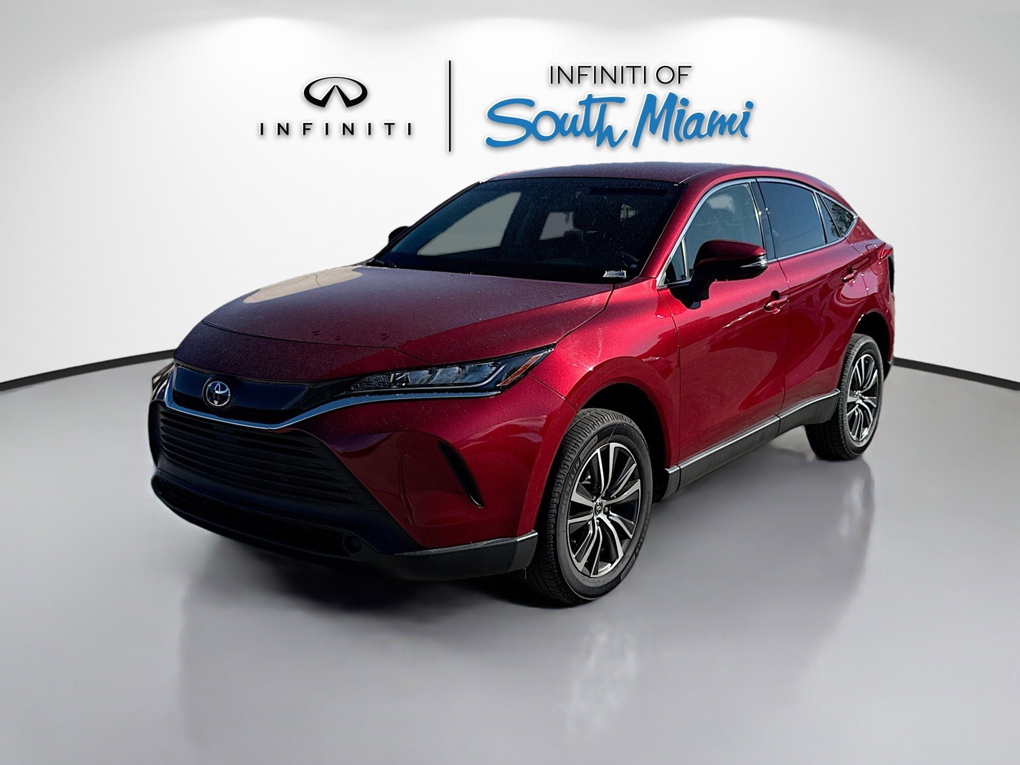 2022 Toyota Venza LE photo 3