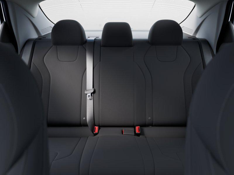 2025 Hyundai Elantra SE photo 12