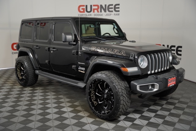2018 Jeep Wrangler Unlimited Sahara photo 2