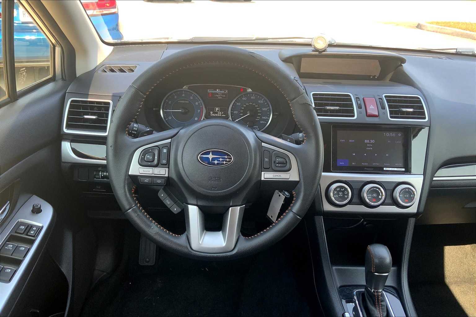 2016 Subaru Crosstrek Limited photo 5