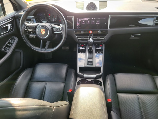 2023 Porsche Macan T photo 32