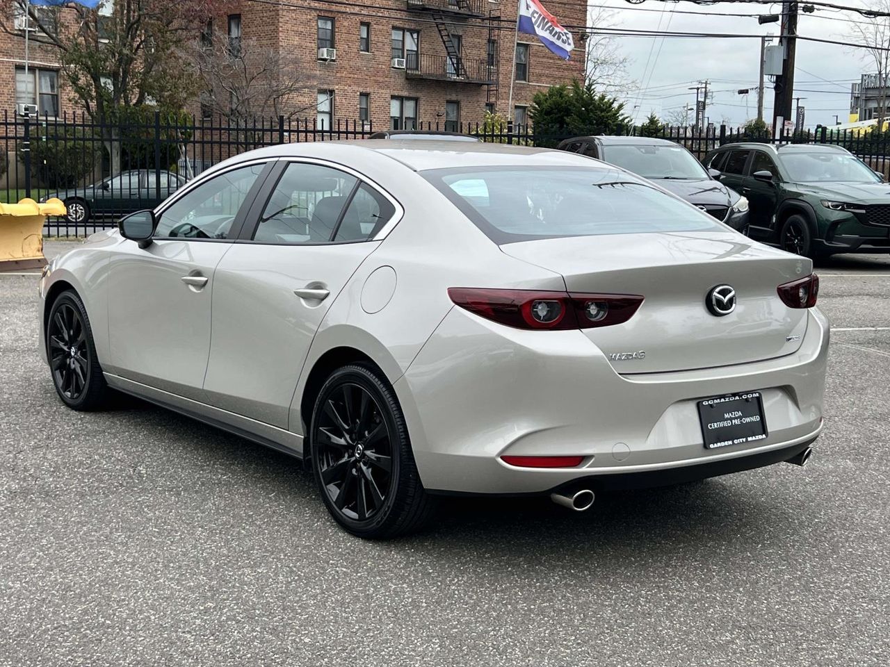 2025 Mazda Mazda3 Sedan 2.5 Select Sport photo 4