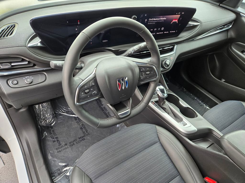 2025 Buick Envista Preferred photo 11