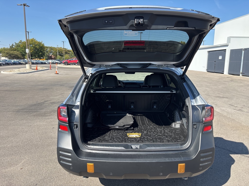 2025 Subaru Outback Wilderness photo 6