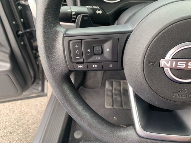 2024 Nissan Rogue SV photo 13