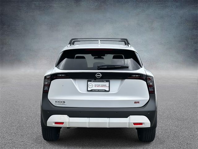 2025 Nissan Kicks SR photo 3