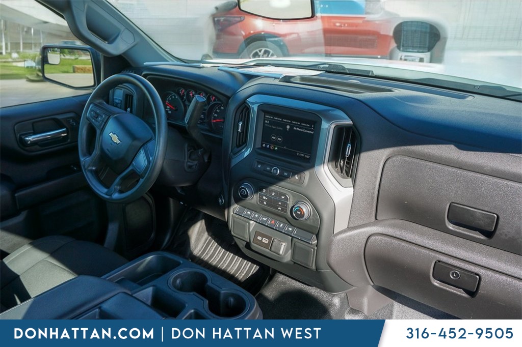 2024 Chevrolet Silverado 1500 photo 4