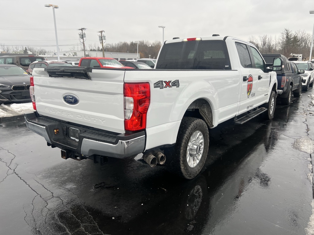 2022 Ford F-350 XL photo 2