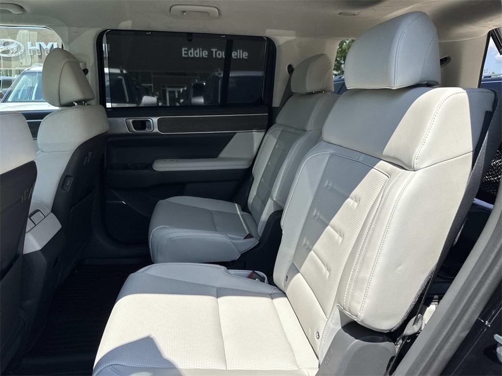 2026 Hyundai Santa Fe Calligraphy photo 4