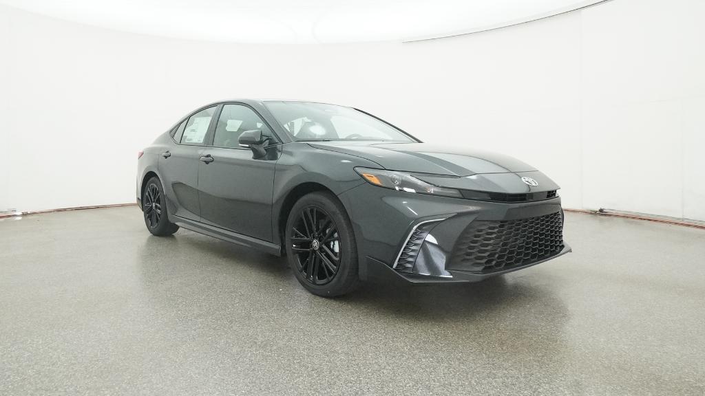 2025 Toyota Camry SE photo 13