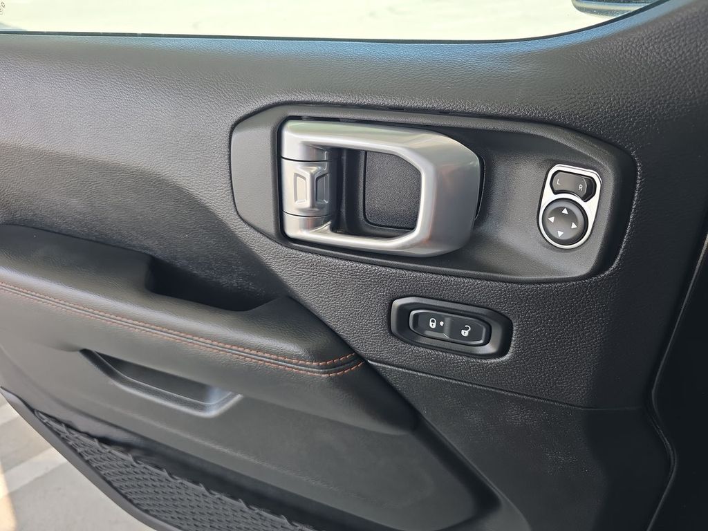 2023 Jeep Gladiator Mojave photo 21