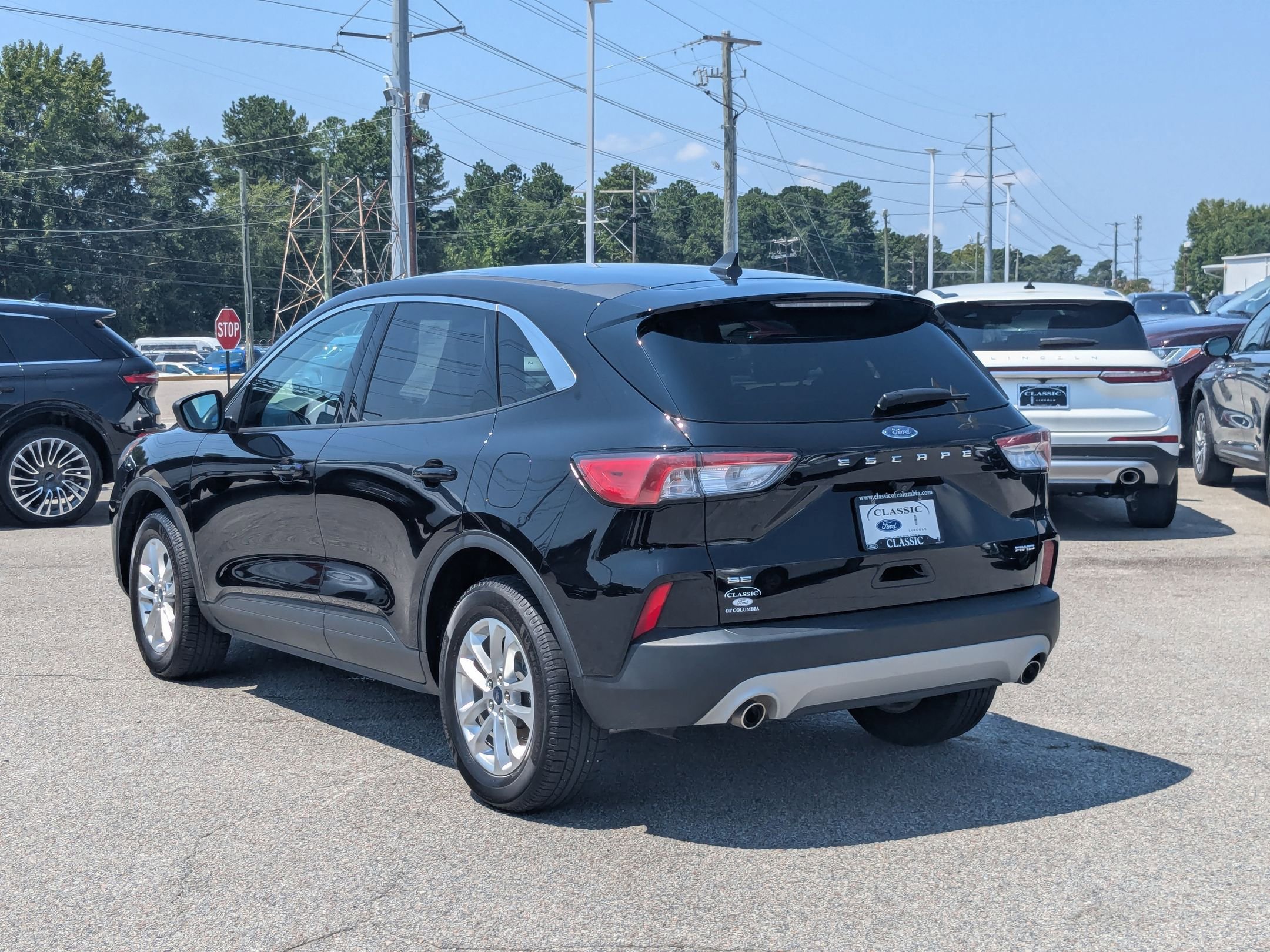 2022 Ford Escape SE photo 3
