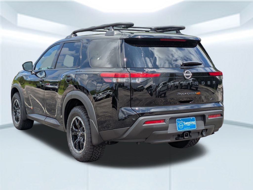 2025 Nissan Pathfinder Rock Creek photo 3