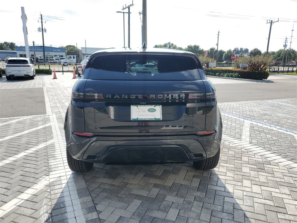 2026 Land Rover Range Rover Evoque Dynamic SE photo 4