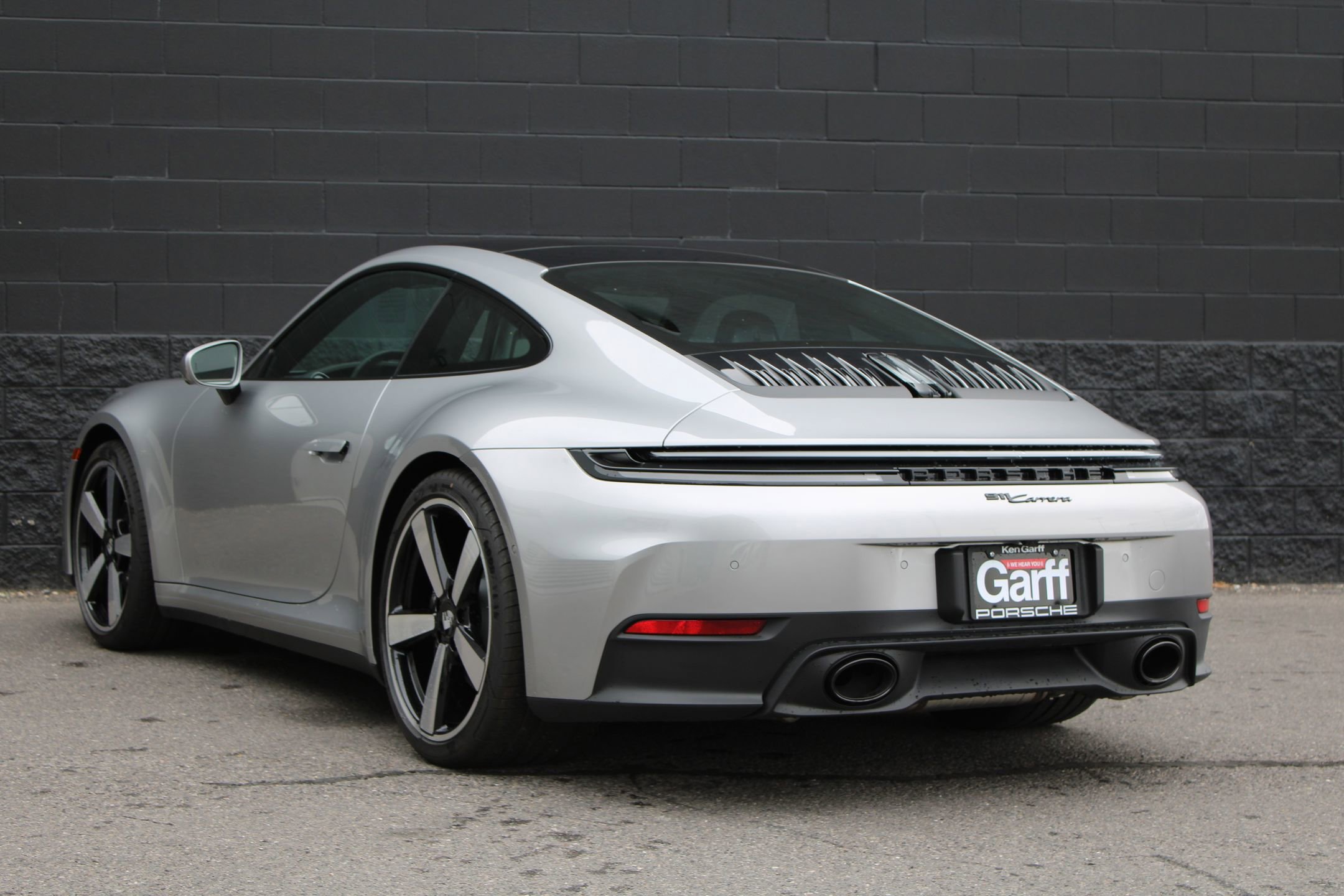 2026 Porsche 911 T photo 3