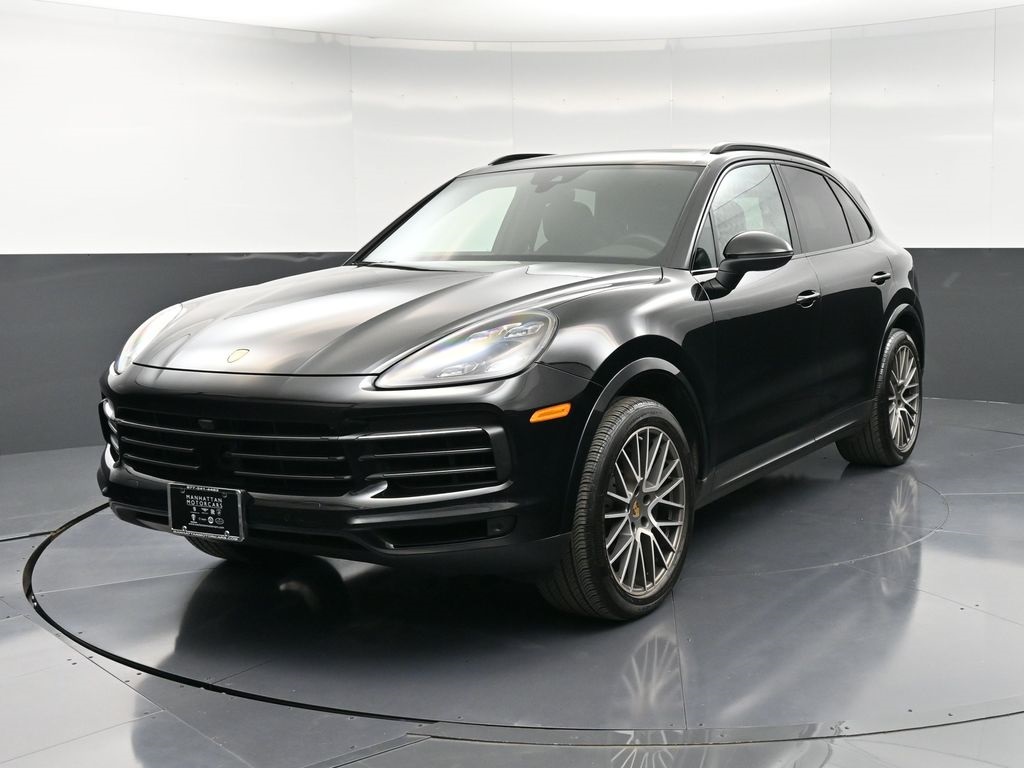 2023 Porsche Cayenne Base's photo