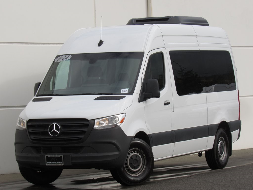 2024 Mercedes-Benz Sprinter Passenger Van Base's photo