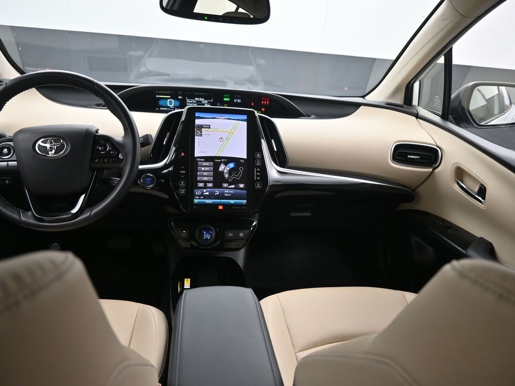 2022 Toyota Prius Limited photo 15