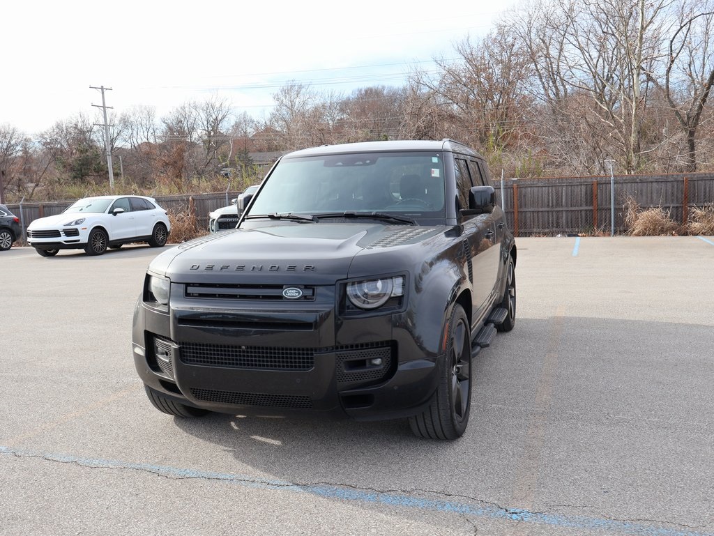 2024 Land Rover Defender X-Dynamic SE's photo