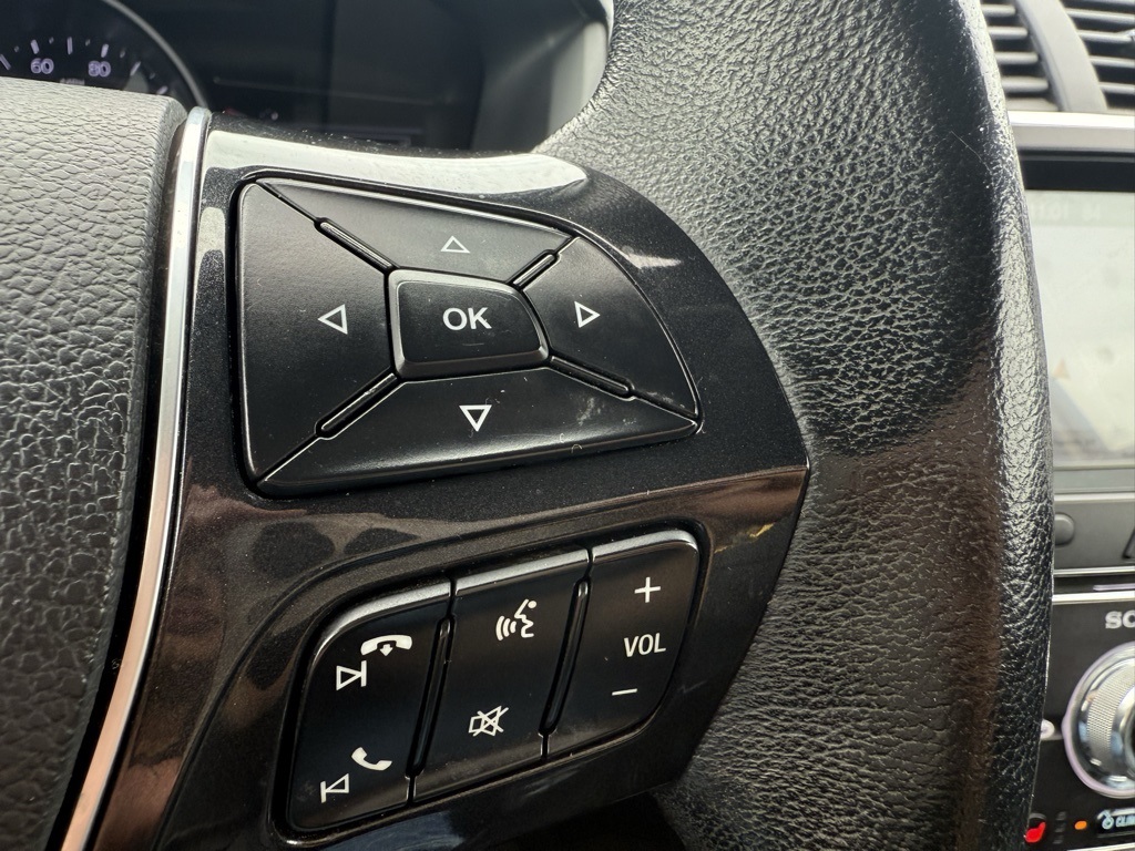 2017 Ford Explorer Limited photo 14