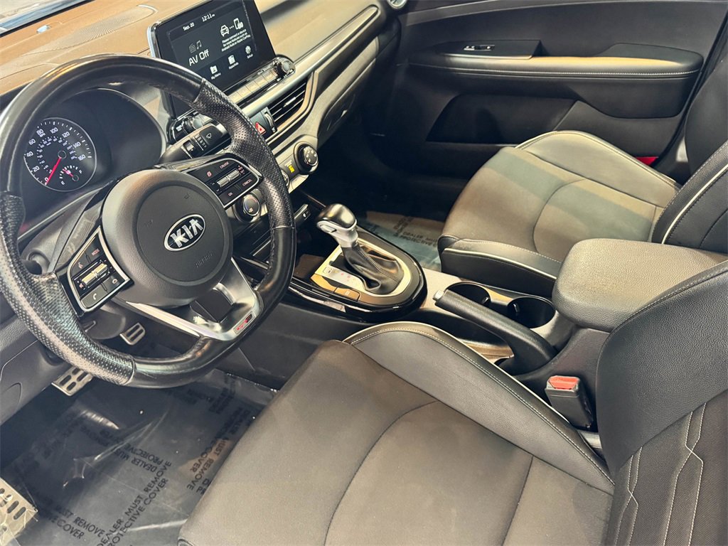 2020 Kia Forte GT-Line photo 18