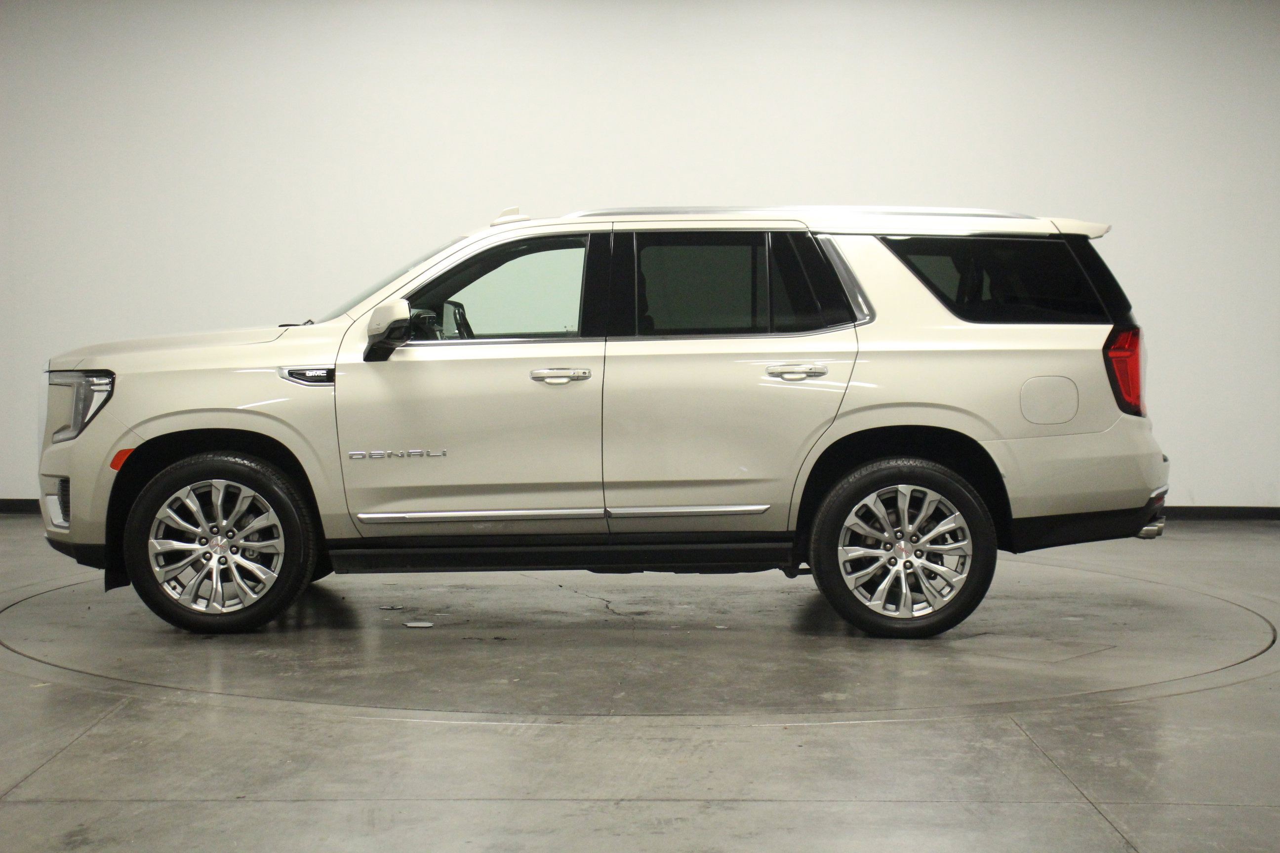 2022 Gmc Yukon Denali photo 4