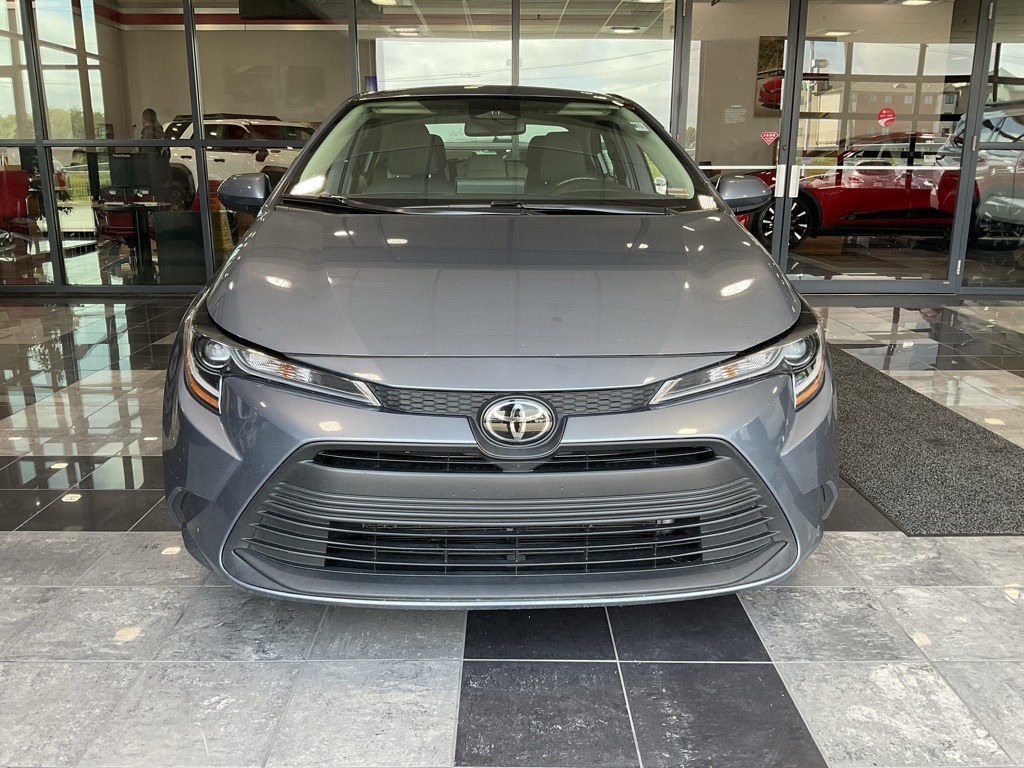 Used 2023 Toyota Corolla LE with VIN 5YFB4MDE4PP067985 for sale in Kansas City