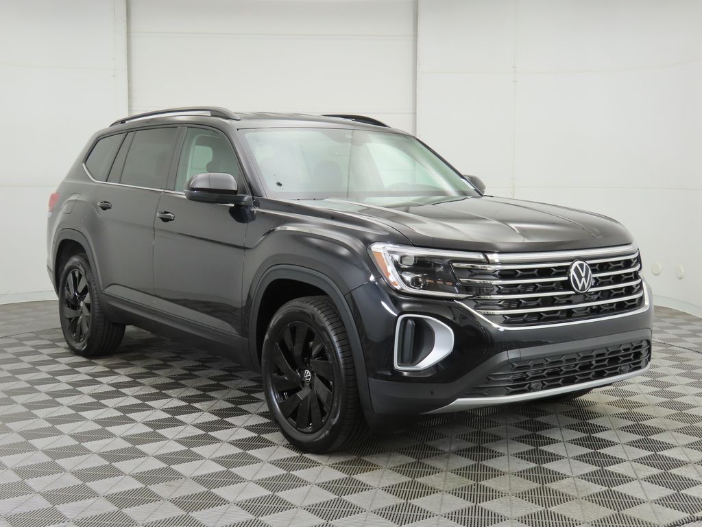 2026 Volkswagen Atlas SE Technology photo 3