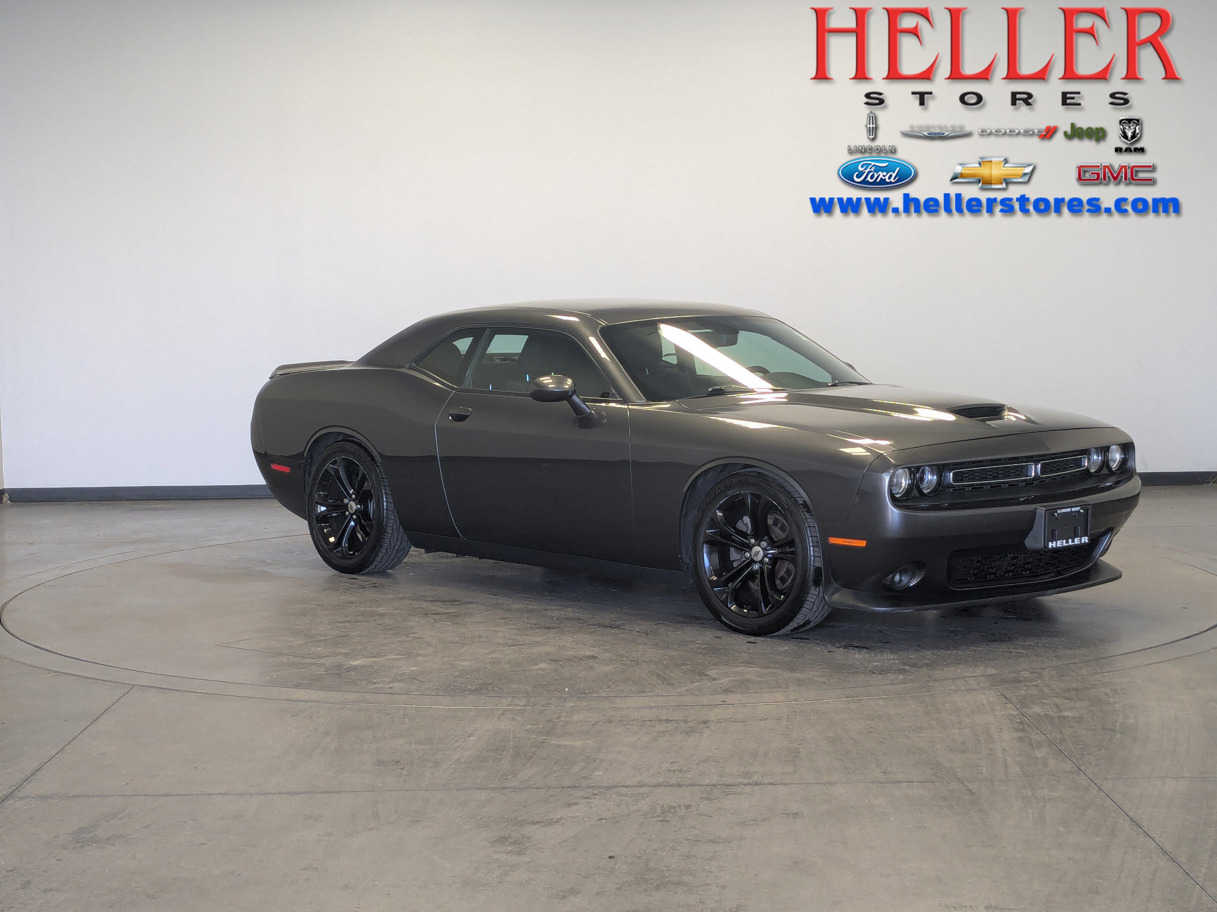 2020 Dodge Challenger R/T's photo
