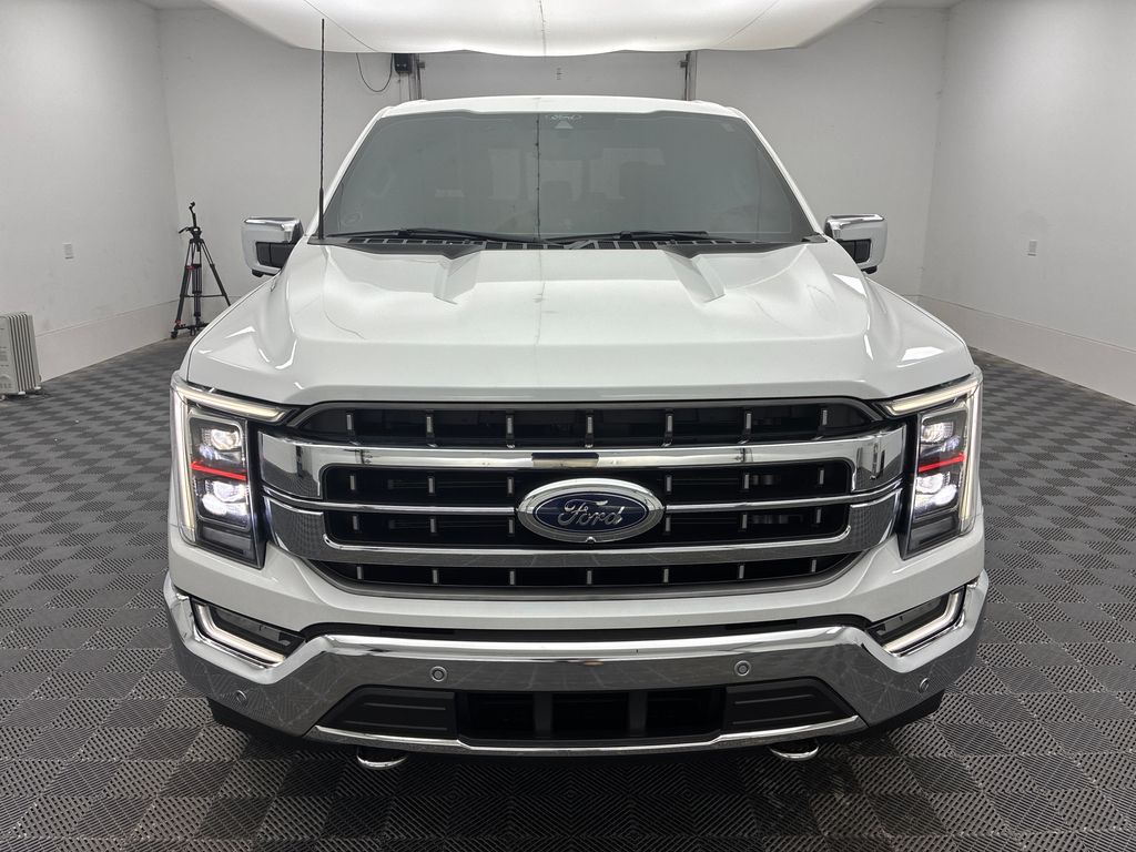 2022 Ford F-150 Lariat photo 2