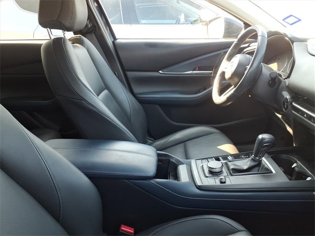 2021 Mazda CX-30 Select photo 3