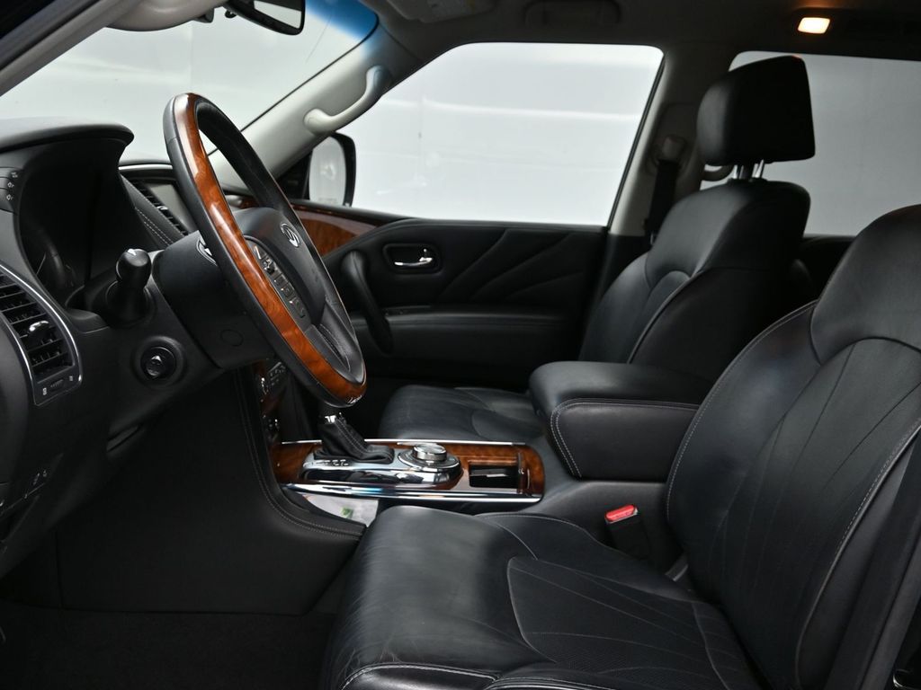 2017 Infiniti QX80 Base photo 9