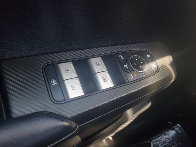 2024 Mitsubishi Outlander SE photo 23