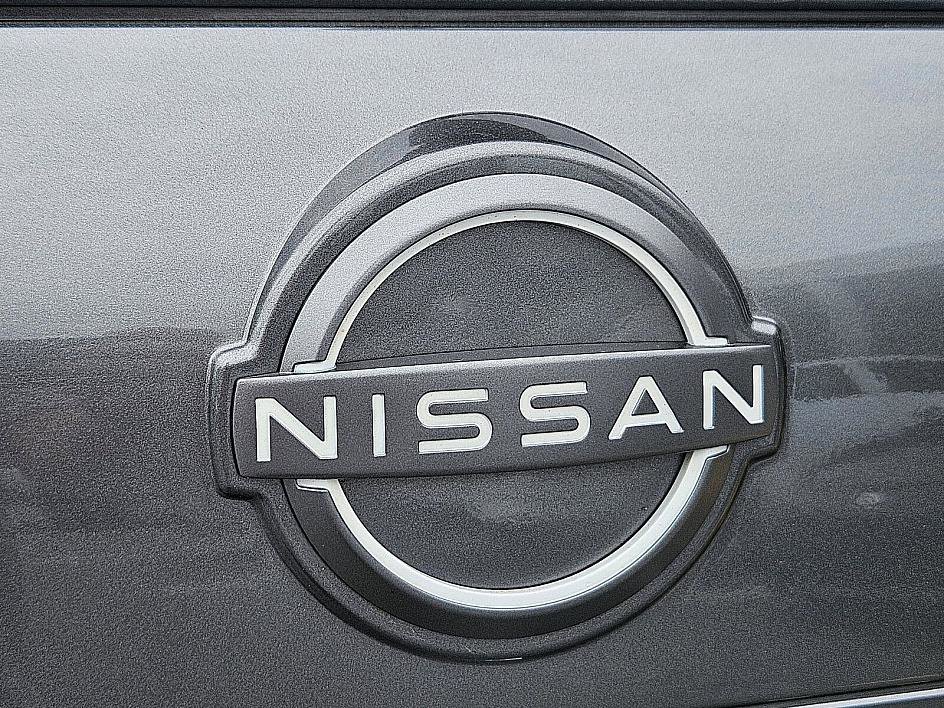 2023 Nissan Rogue SV photo 12