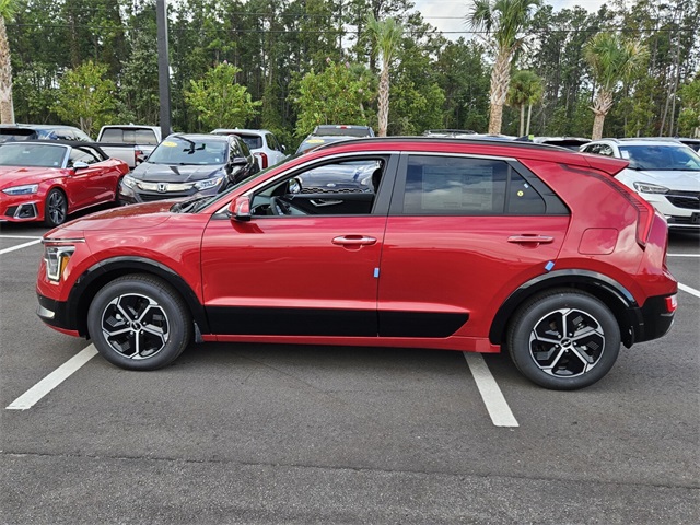 2025 Kia Niro SX photo 3