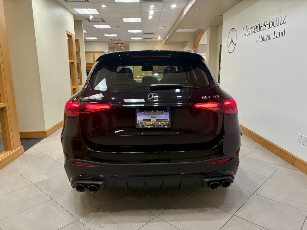 2025 Mercedes Benz GLC AMG 43 4MATIC photo 4