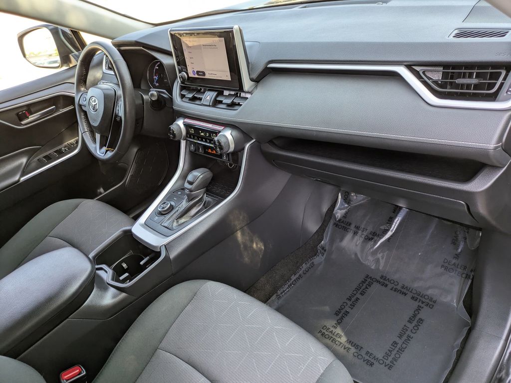 2024 Toyota RAV4 Hybrid photo 27
